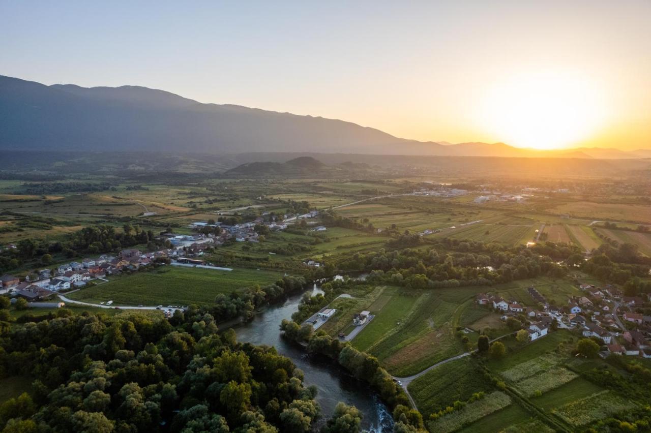 Resort La Familia Bihać 外观 照片